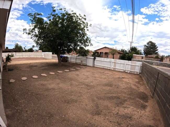 Building Photo - 1417 Fifth St.