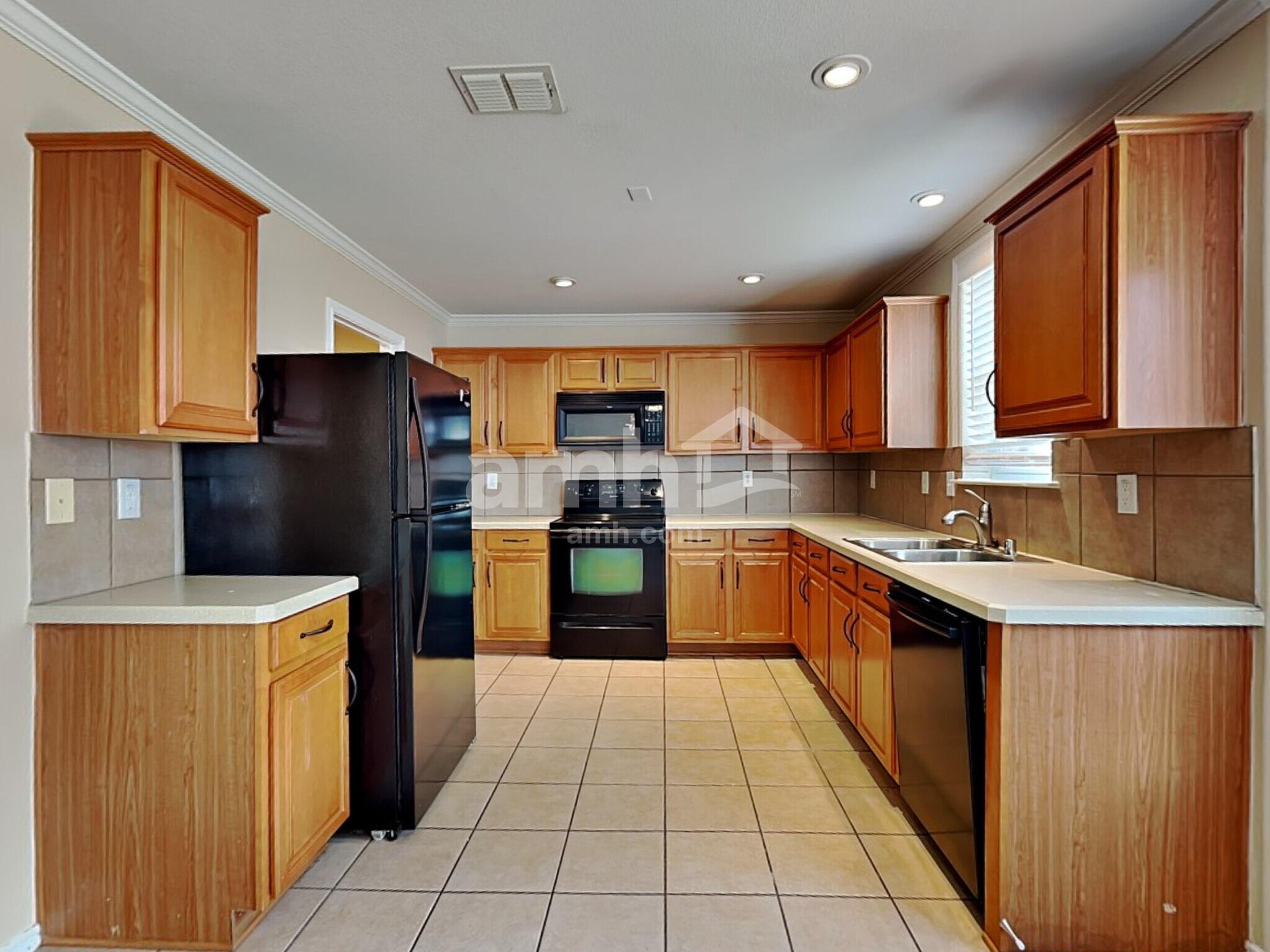 Building Photo - 13149 Cowper Dr