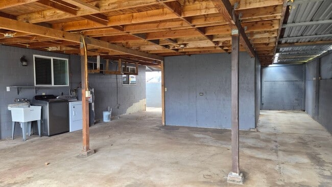 Building Photo - Upgraded Spacious Upcountry Home