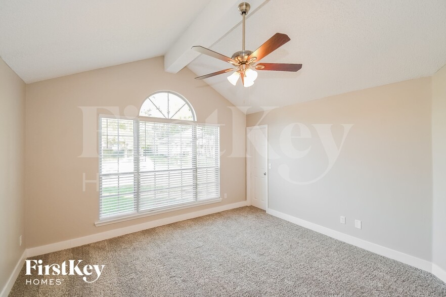 Building Photo - 12274 Stockbridge Ct N