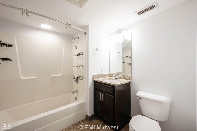 Building Photo - 501 Madison Ave