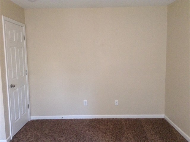 Building Photo - 12812 Walking Stick Dr