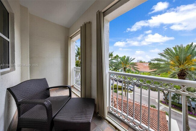 Building Photo - 19925 NE 39th Pl