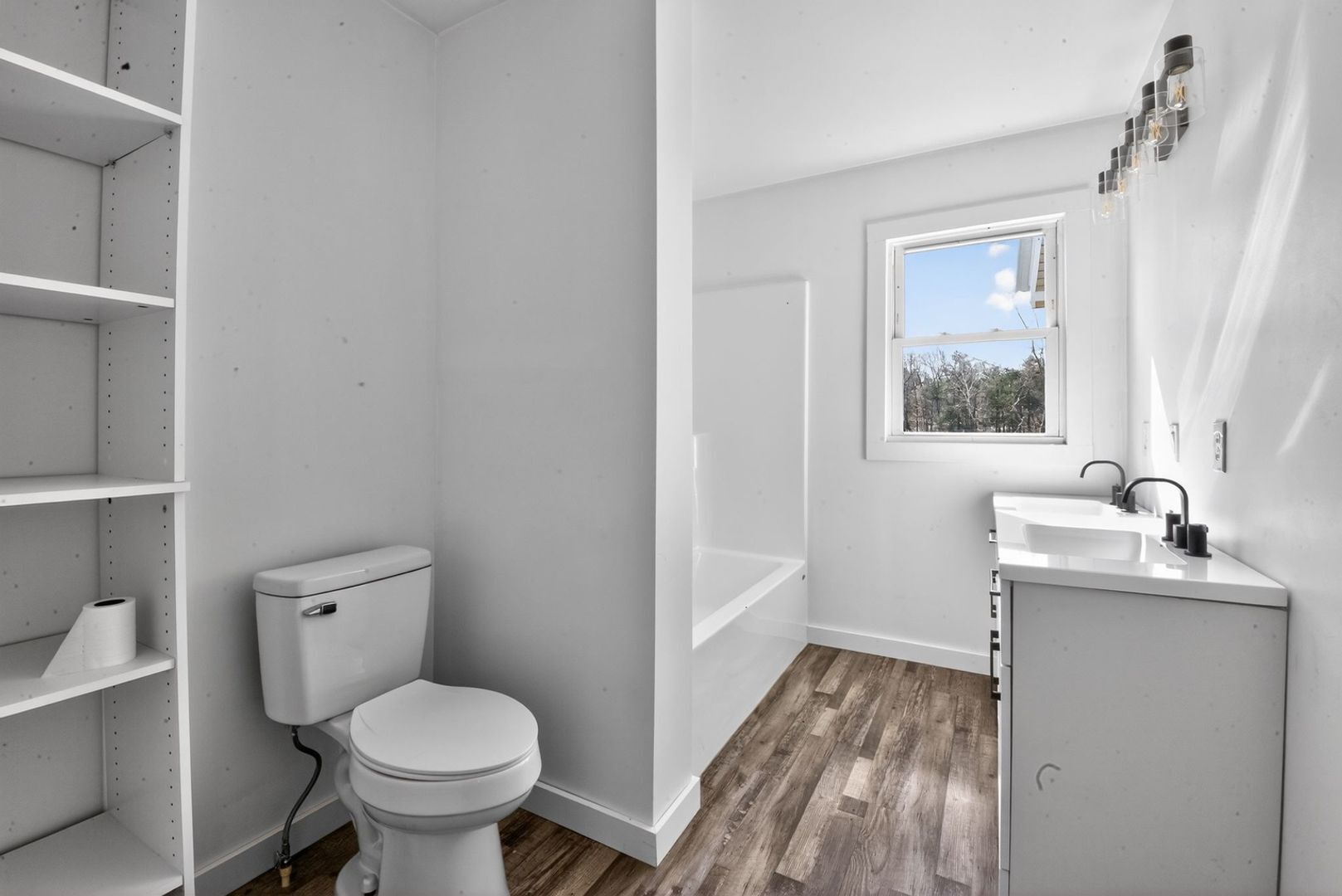 Building Photo - 10208 TN-13