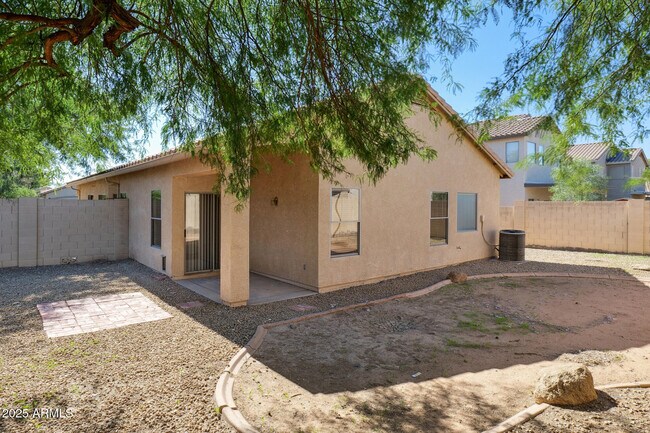 Building Photo - 6346 W Hess St