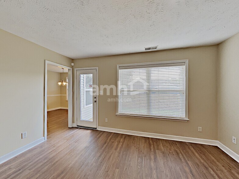 Building Photo - 2057 Sparco Cir