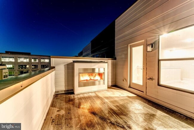 Building Photo - 12742 Verdant Wy