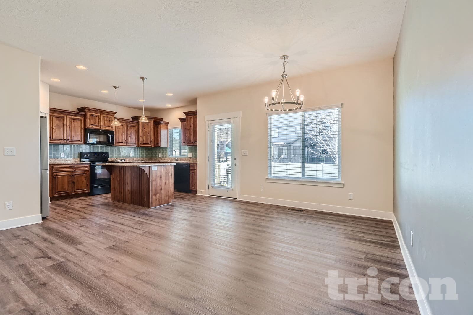 Building Photo - 787 Shavey Ln