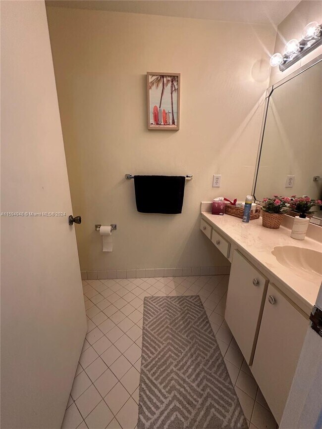 Building Photo - 9876 Costa Del Sol Blvd