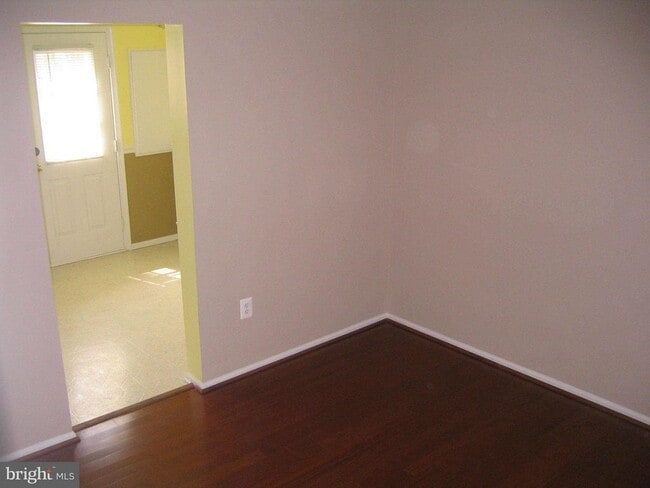 Building Photo - 8444 Georgian Ct