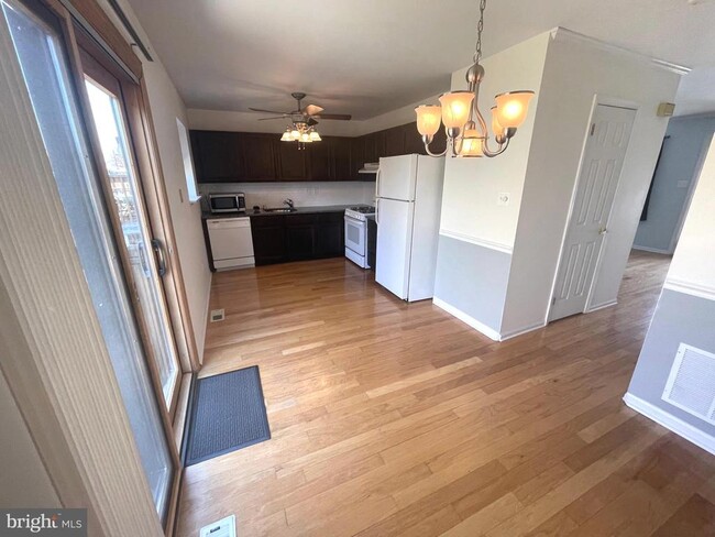 Building Photo - 105 Bradbury Rd