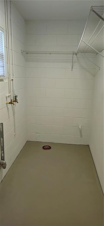 Building Photo - 755 Bloxam Ave