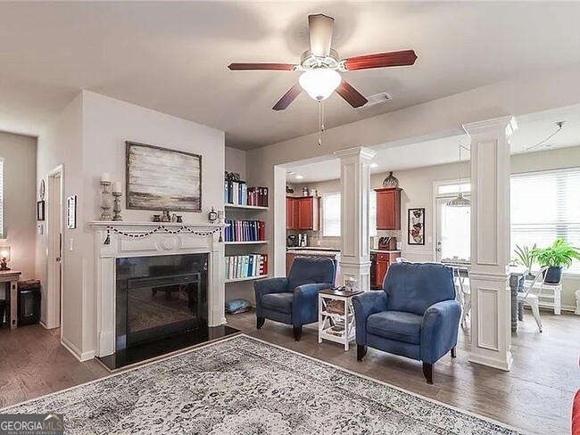 Building Photo - 2344 Attewood Dr