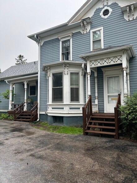 Building Photo - 127 W Lincoln Ave
