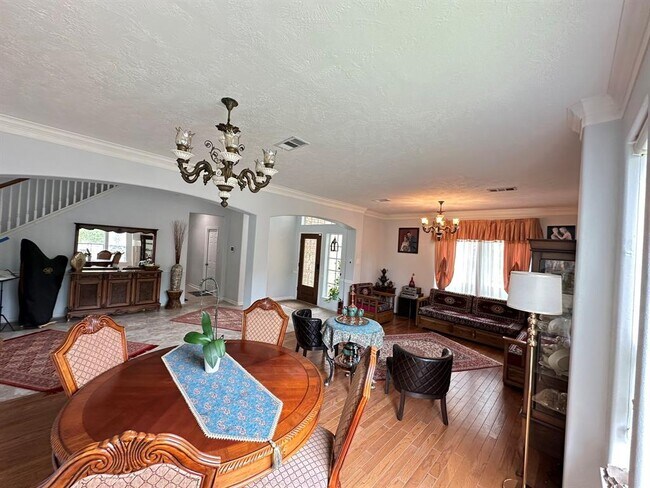 Building Photo - 23707 Hackberry Dr