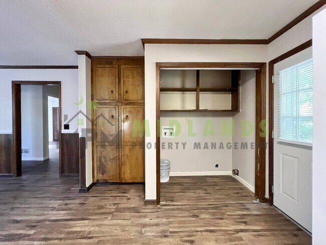 Building Photo - 6101 McMillan Cir