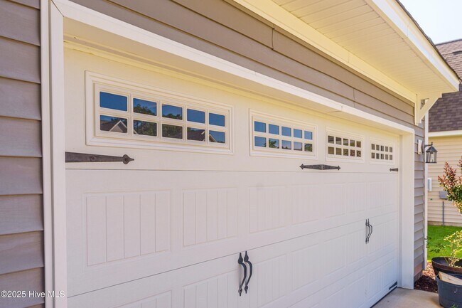 Building Photo - 486 W Craftsman Wy