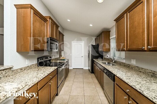 Building Photo - 10921 Standing Stone Dr