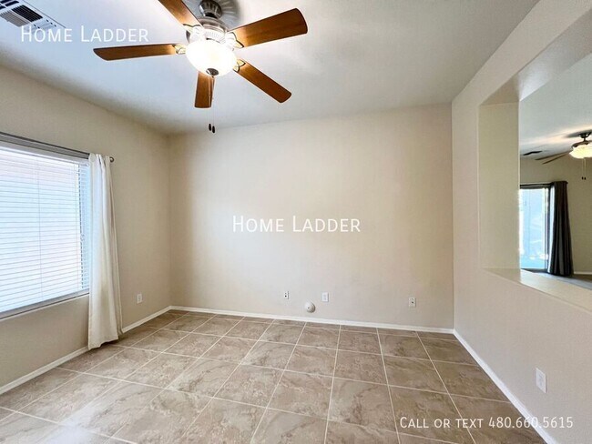 Building Photo - 2523 N Pecos Dr