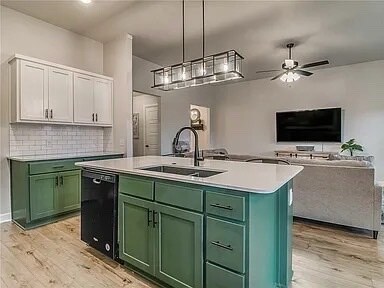 Building Photo - 18605 Cantar Dr