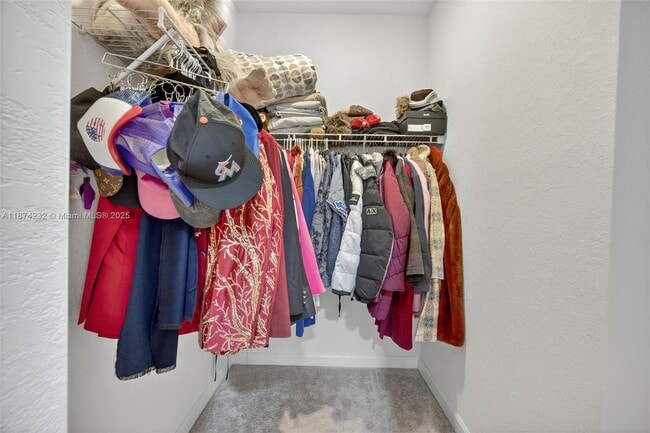 Building Photo - 26437 SW 149th Ave