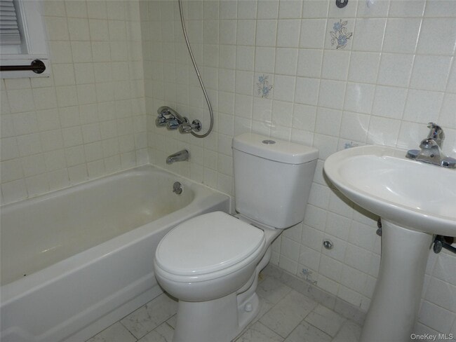 Building Photo - 154 Buena Vista Rd