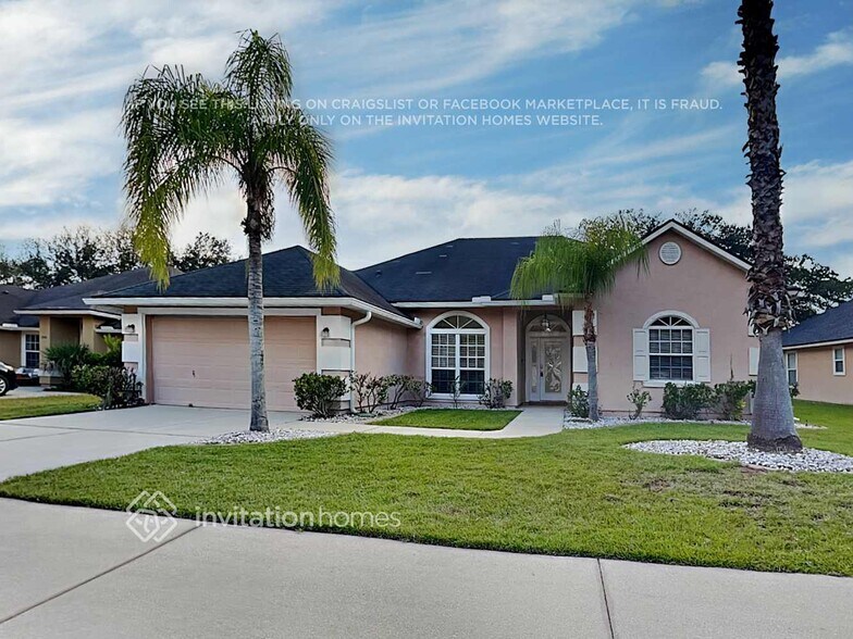 Primary Photo - 13928 Fish Eagle Dr E