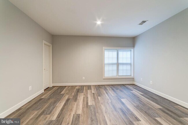 Building Photo - 1472 Carrington Ridge Ln