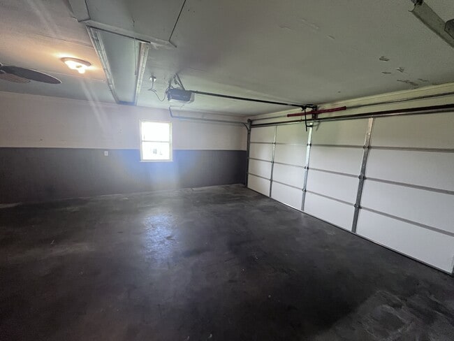 Building Photo - 113 Cornwall Ct