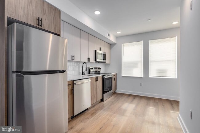 Building Photo - 1917 W Susquehanna Ave