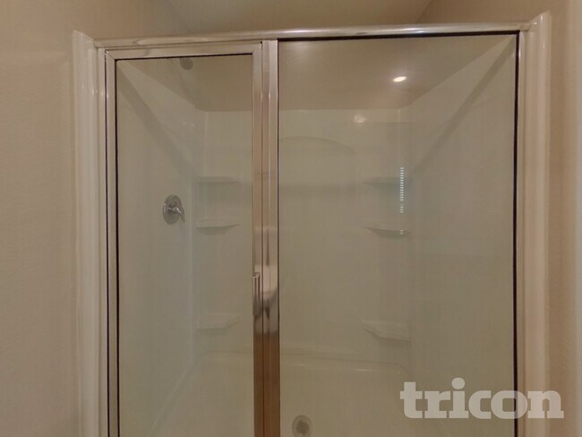 Building Photo - 4354 One Mile Wy