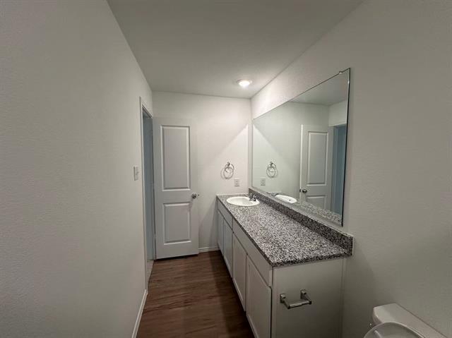 Building Photo - 1132 Ashwood Dr