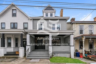 Building Photo - 519 McClintock Ave