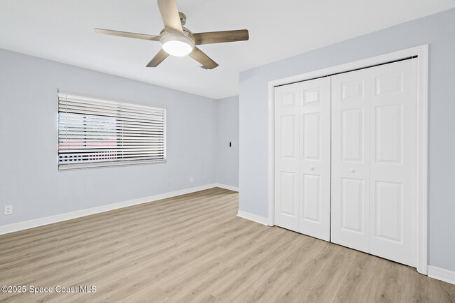 Building Photo - 8753 Live Oak Ct