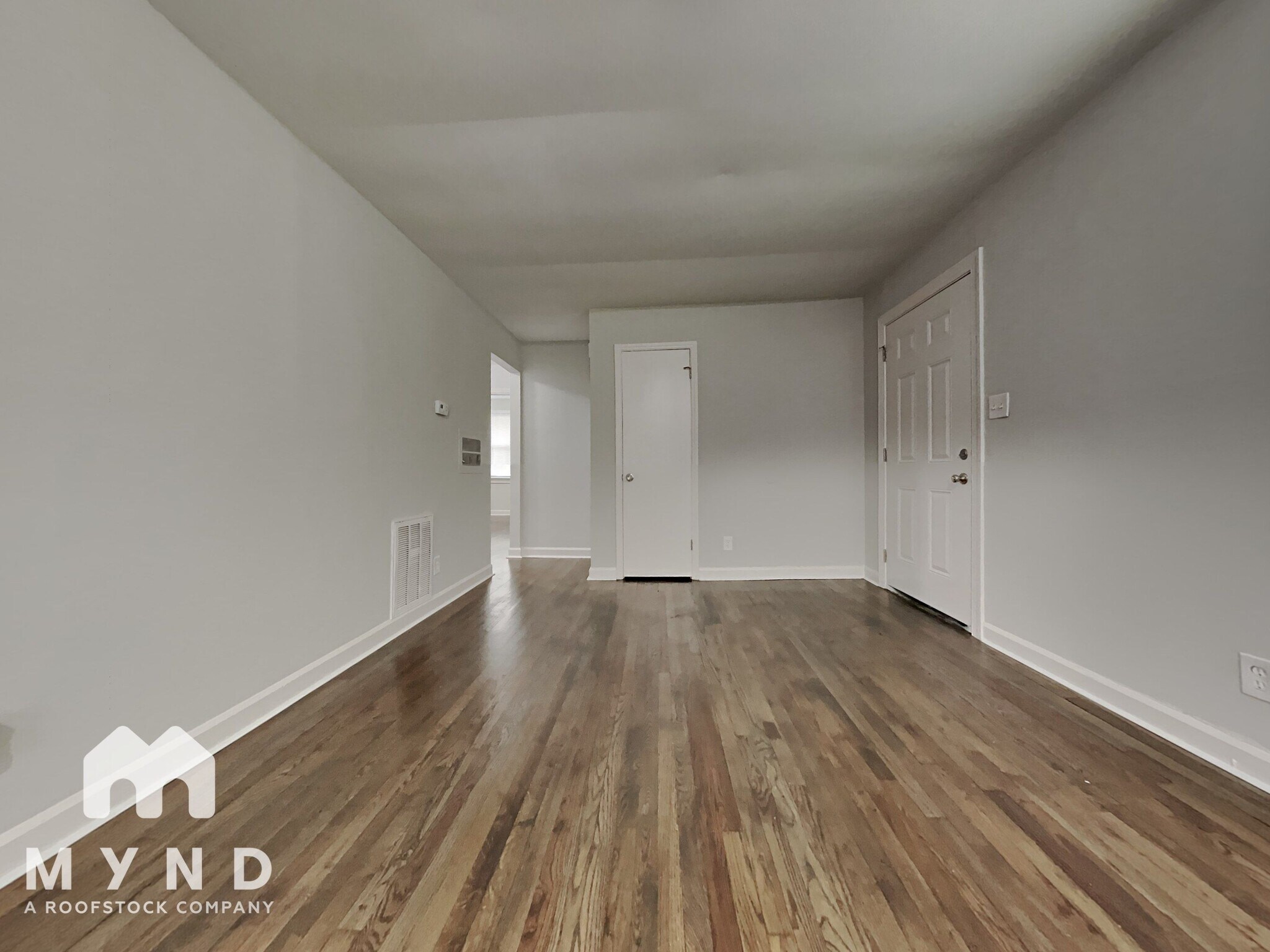 Building Photo - 1720 Finchley Dr