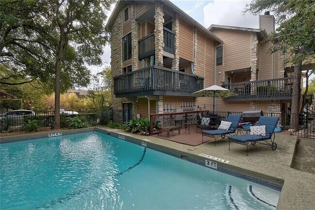 Building Photo - 3627 Menchaca Rd