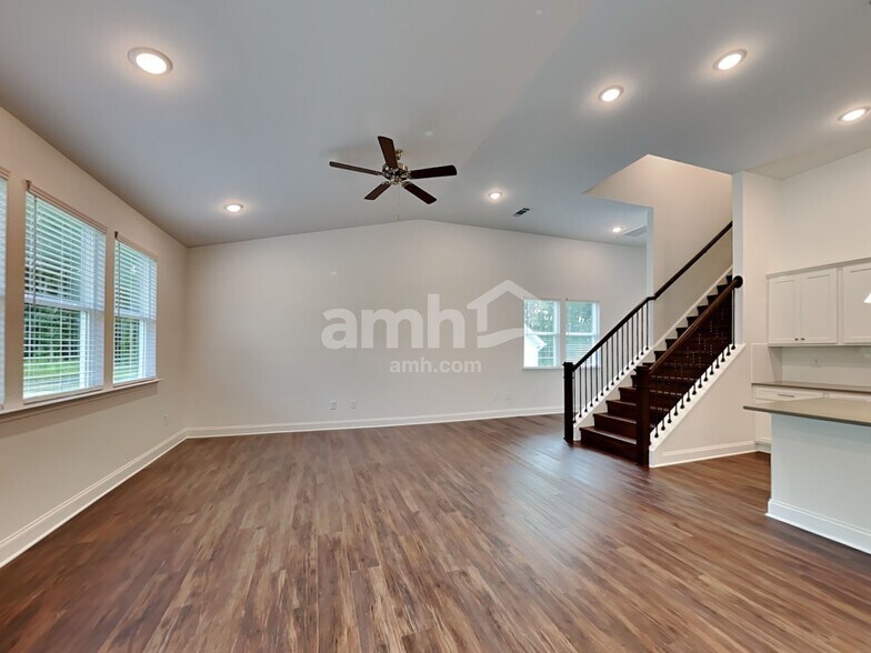 Building Photo - 5036 Pebble Bridge Way