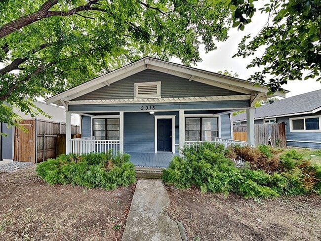 Building Photo - 2015 McMillan Ave