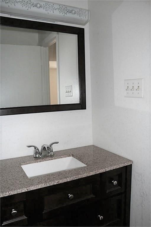 Building Photo - 9021 Gaylord Dr