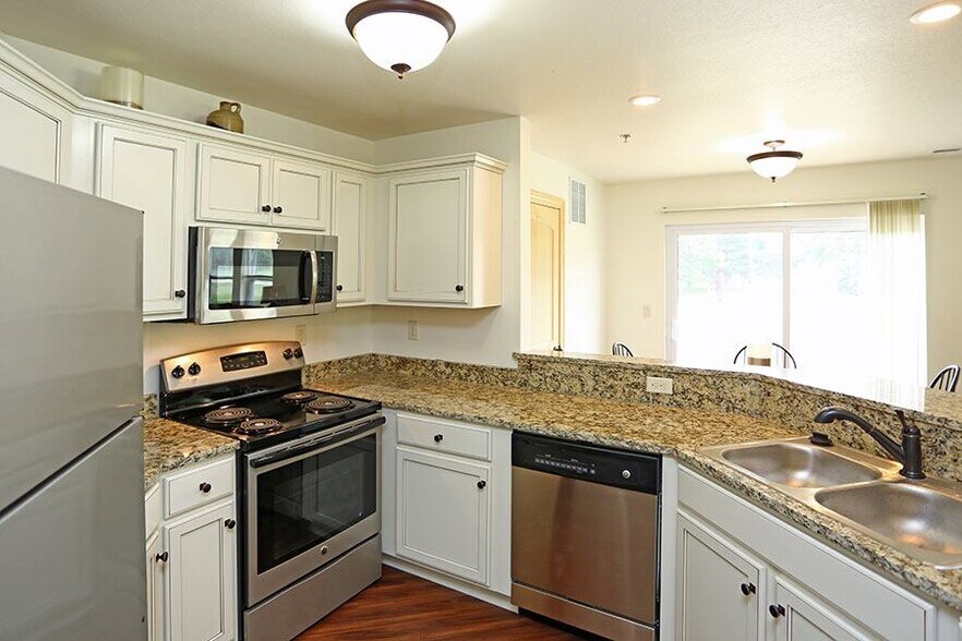 Primary Photo - FOX RIVER PRESERVE