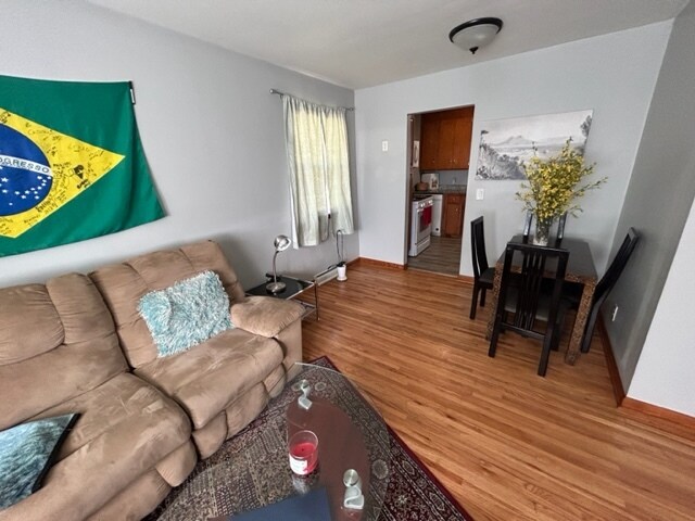 dining room with window - 7215 18th Ave S