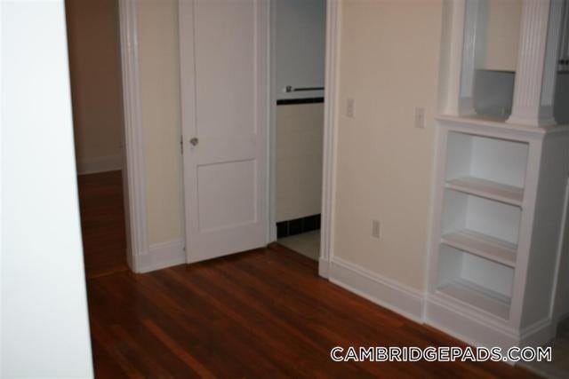 Building Photo - 21 Wendell St