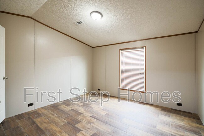 Building Photo - 1210 Orizaba