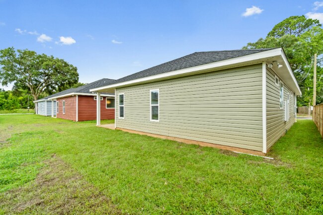 Building Photo - 8278 Nelson St
