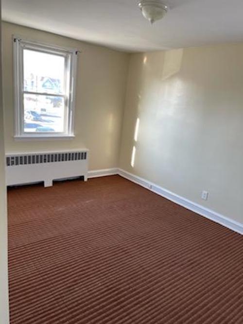 Building Photo - 6550 N Gratz St