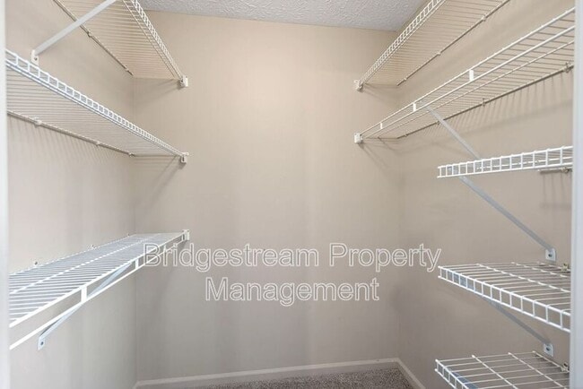 Building Photo - 6591 Brigham Sq