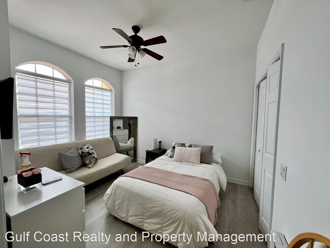 Building Photo - 3 br, 2 bath House - 10032 Heather Lane  #...