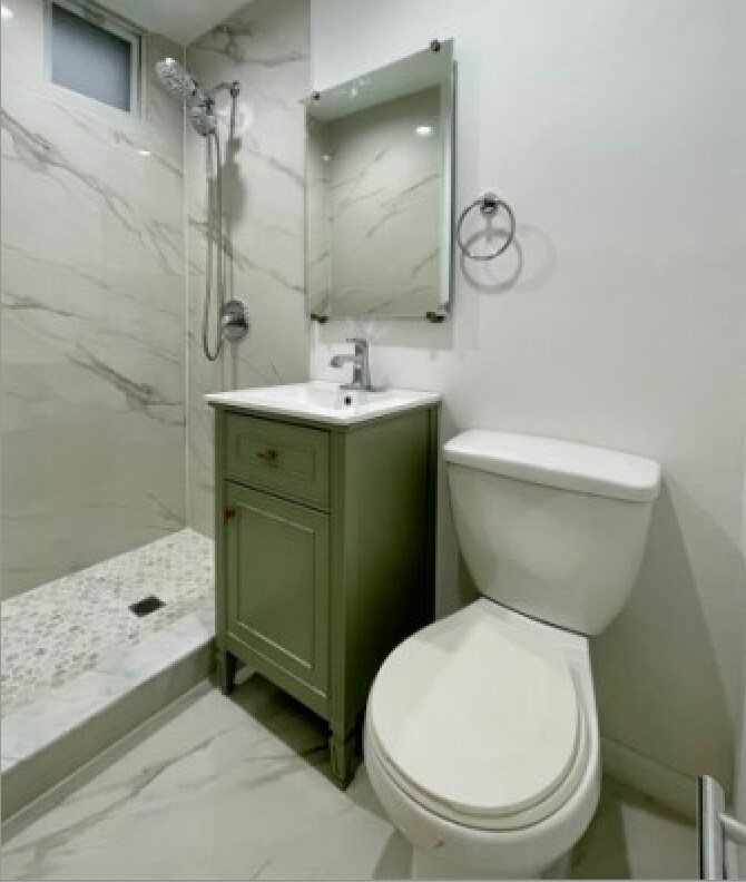 Building Photo - 2219 N Hoyne Ave