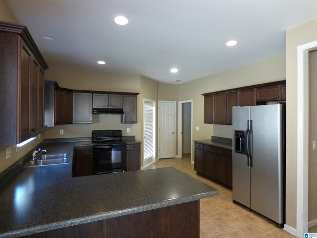 Building Photo - 1097 Savannah Ln