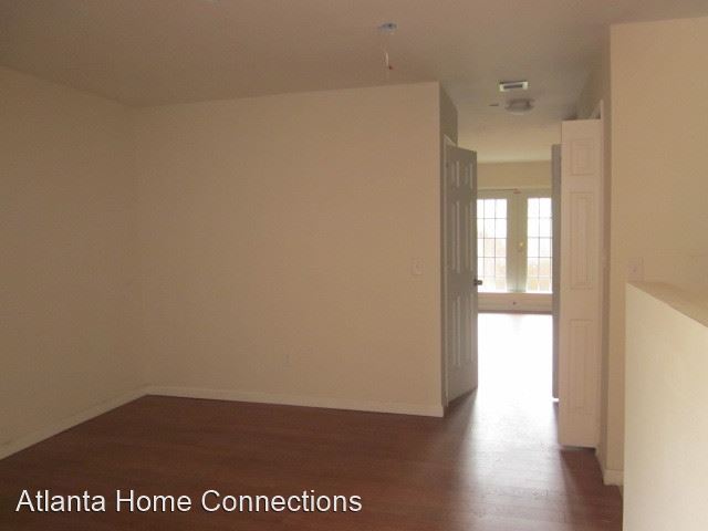 Building Photo - 3 br, 2.5 bath House - 4560 Golf Vista Circle